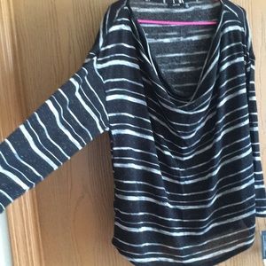 Black blouse w/white stripes